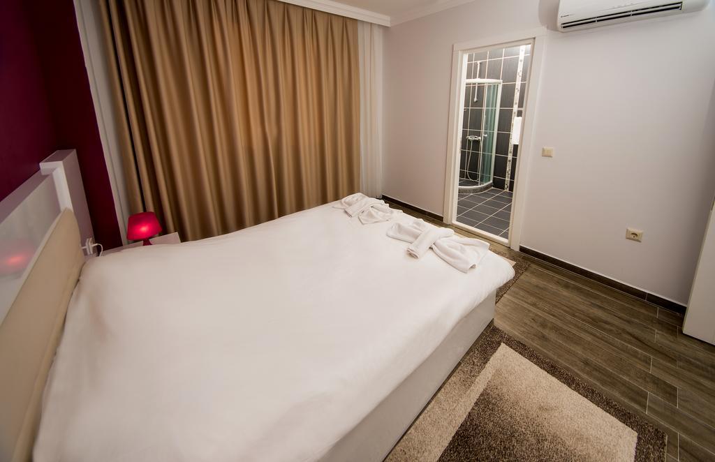 Dalyan Elit Apart Otel Cesme Exterior foto